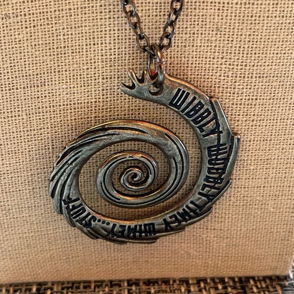 WHO? Dr. Who necklace - Picture 2 of 3